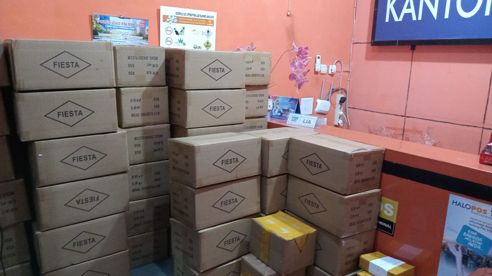 Pengiriman Dokumen & Paket
